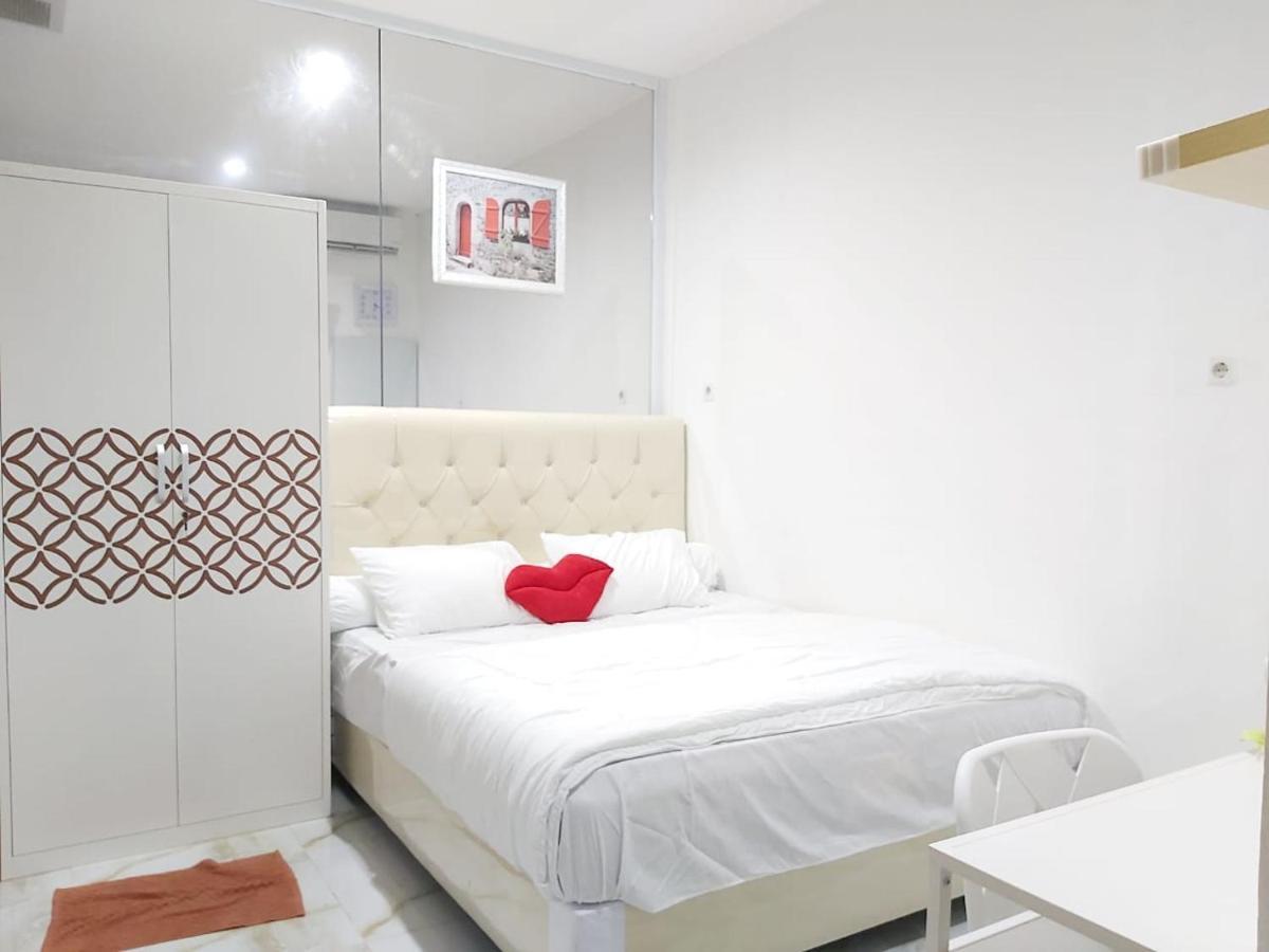 Alex Hostel 2 Palembang Exterior photo